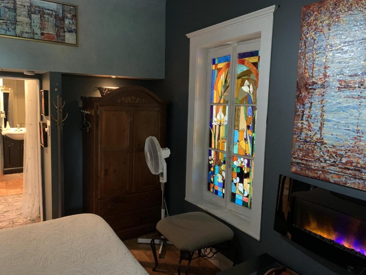Gite De L'Artiste Saint-Tite Buitenkant foto